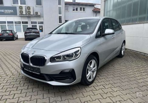 BMW 225, 2019