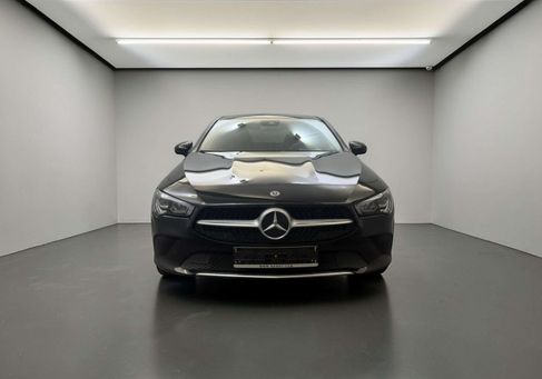 Mercedes-Benz CLA 220, 2022