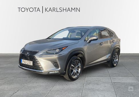 Lexus NX, 2020