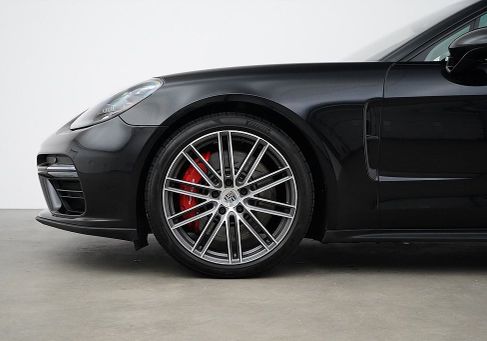 Porsche Panamera, 2018
