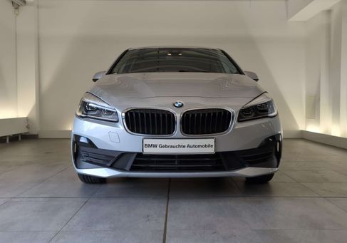 BMW 218, 2021 2
