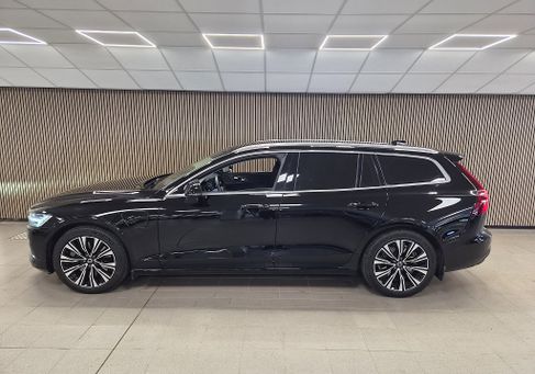 Volvo V60, 2023