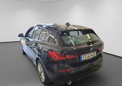 BMW 120, 2023 2