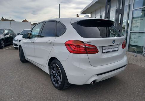 BMW 225, 2019