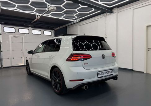Volkswagen Golf, 2020