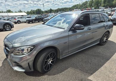 Mercedes-Benz C 300, 2021