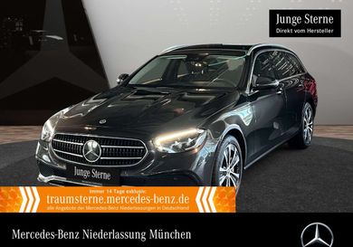 Mercedes-Benz E 300, 2022