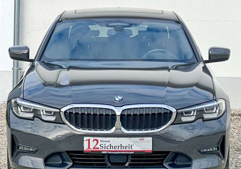 BMW 330, 2020