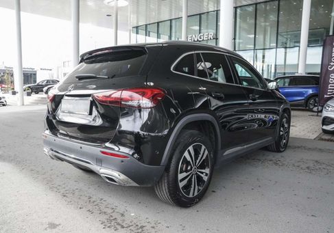 Mercedes-Benz GLA 250, 2021