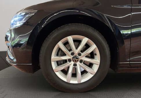 Volkswagen Passat, 2022
