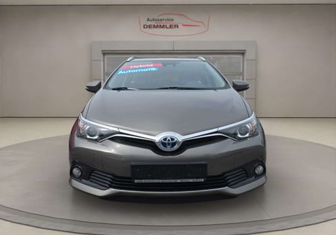 Toyota Auris, 2016