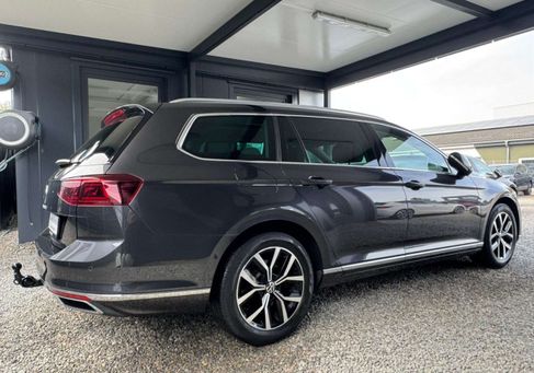 Volkswagen Passat, 2022