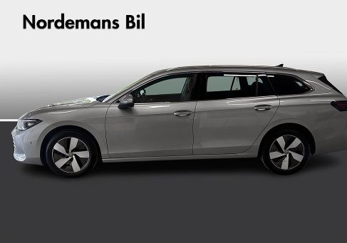 Volkswagen Passat Variant, 2024 2