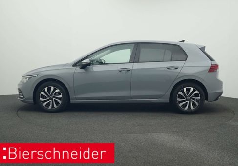 Volkswagen Golf, 2023 3