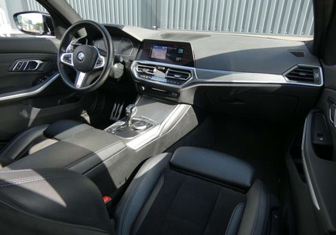 BMW 320, 2020