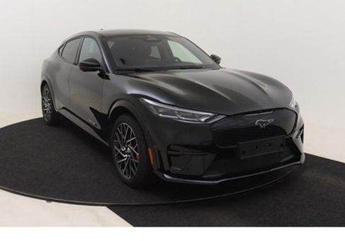Ford Mustang, 2024
