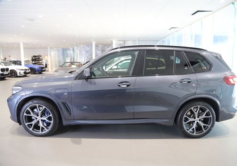 BMW X5, 2021