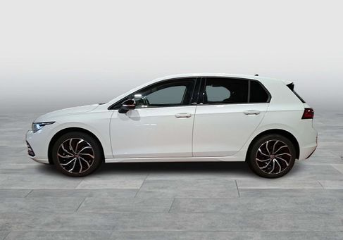 Volkswagen Golf, 2024 2