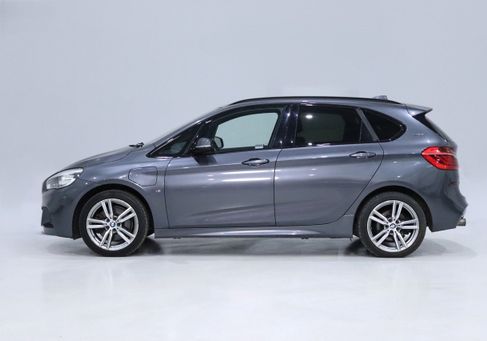 BMW 225 Active Tourer, 2018