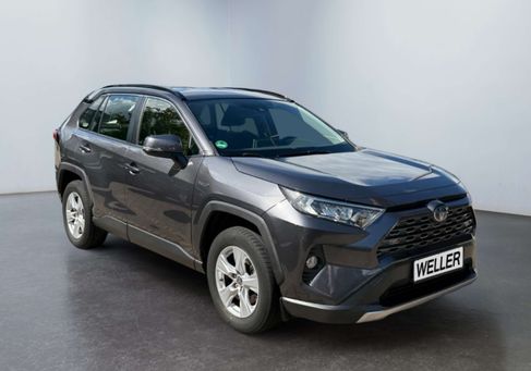 Toyota, 2019 3