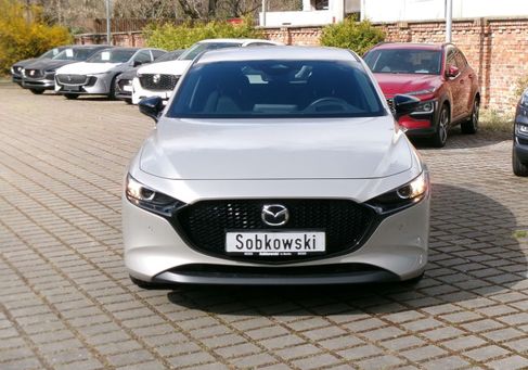 Mazda 3, 2025