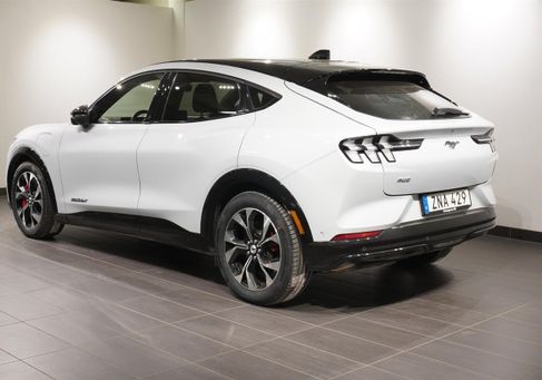 Ford Mustang Mach-E, 2021