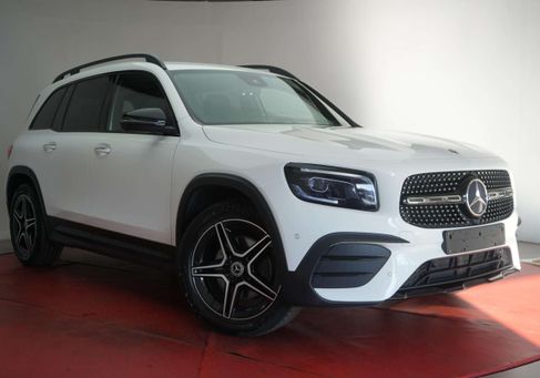 Mercedes-Benz GLB 200, 2021