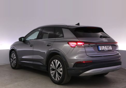 Audi Q4, 2023 3
