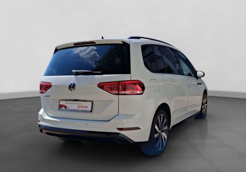 Volkswagen Touran, 2020 3