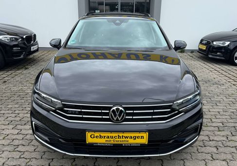 Volkswagen Passat, 2022