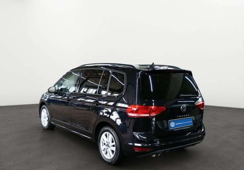 Volkswagen Touran, 2023 3