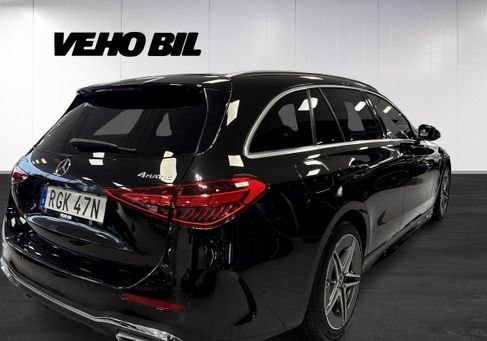 Mercedes-Benz C 300, 2025
