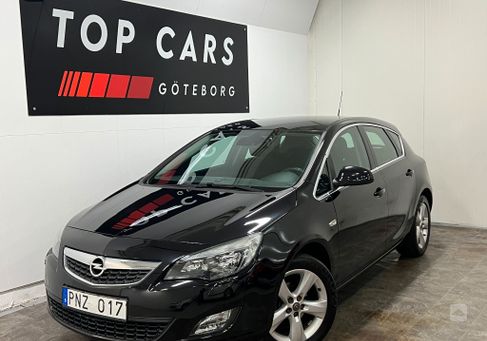 Opel Astra, 2011