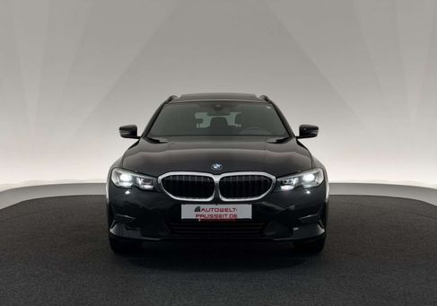 BMW 320, 2022 2