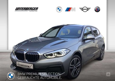 BMW 118, 2022