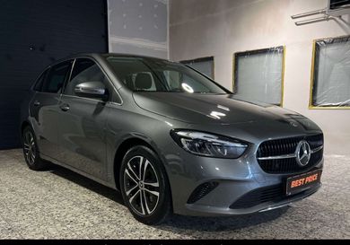 Mercedes-Benz B 180, 2024