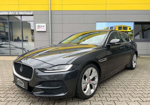 Jaguar XE, 2021
