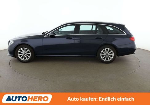 Mercedes-Benz E 220, 2020 3