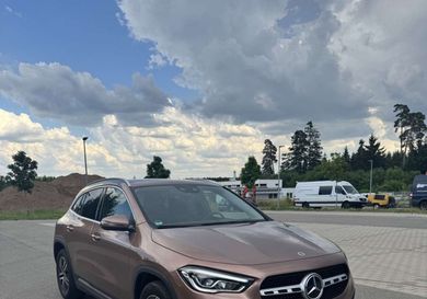 Mercedes-Benz GLA 180, 2021