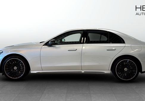 Mercedes-Benz E 300, 2026 2