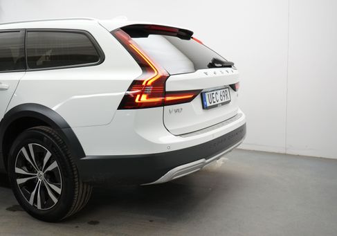 Volvo V90 Cross Country, 2021 3