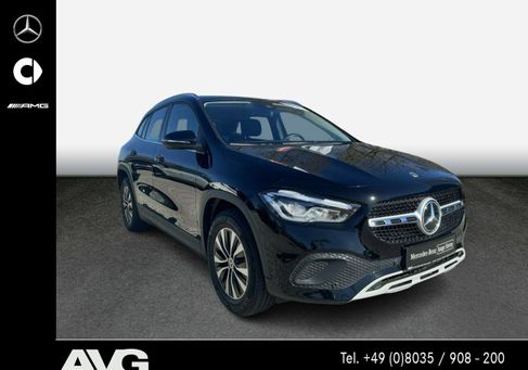 Mercedes-Benz GLA 200, 2021 3
