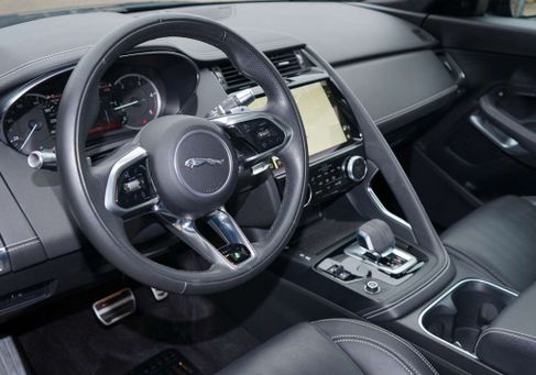 Jaguar E-Pace, 2021