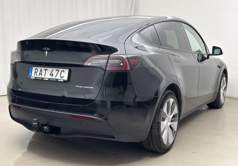 Tesla Model Y, 2023 3