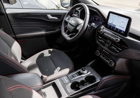 Ford Kuga, 2023
