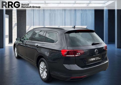 Volkswagen Passat Variant, 2023 3