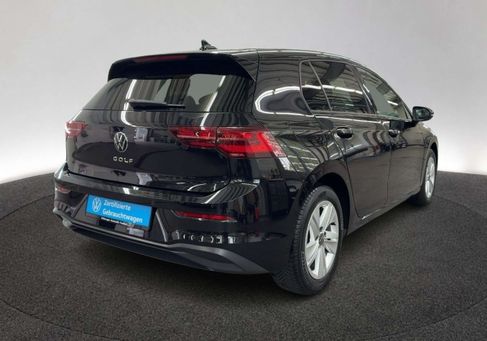 Volkswagen Golf, 2022 3