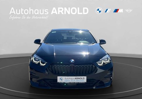 BMW 220, 2022