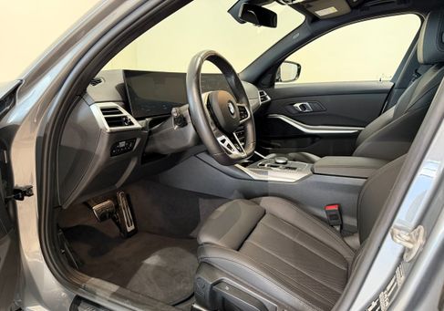 BMW 320, 2025