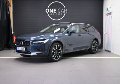 Volvo V90 Cross Country, 2022